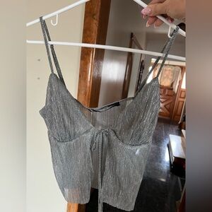 Pretty going out top